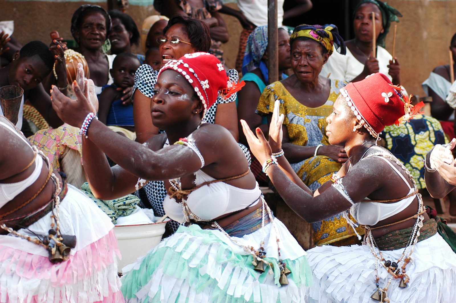 Komian priestesses during a ceremony in Aniassué